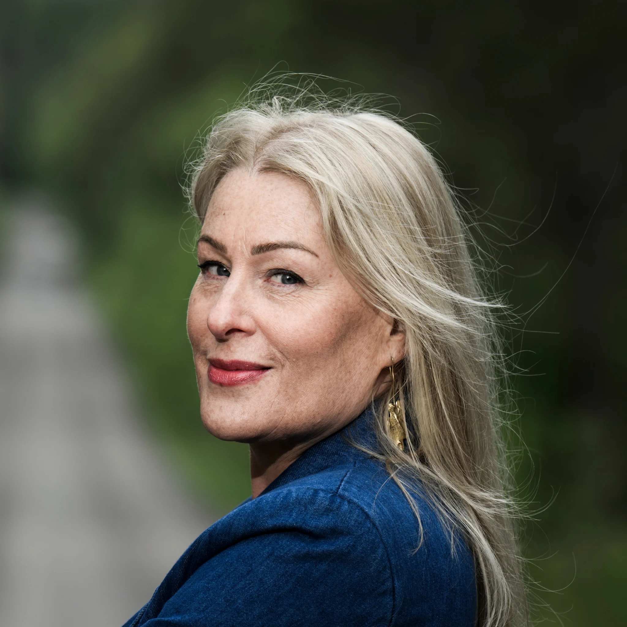 Sara Strömberg Författarporträtt