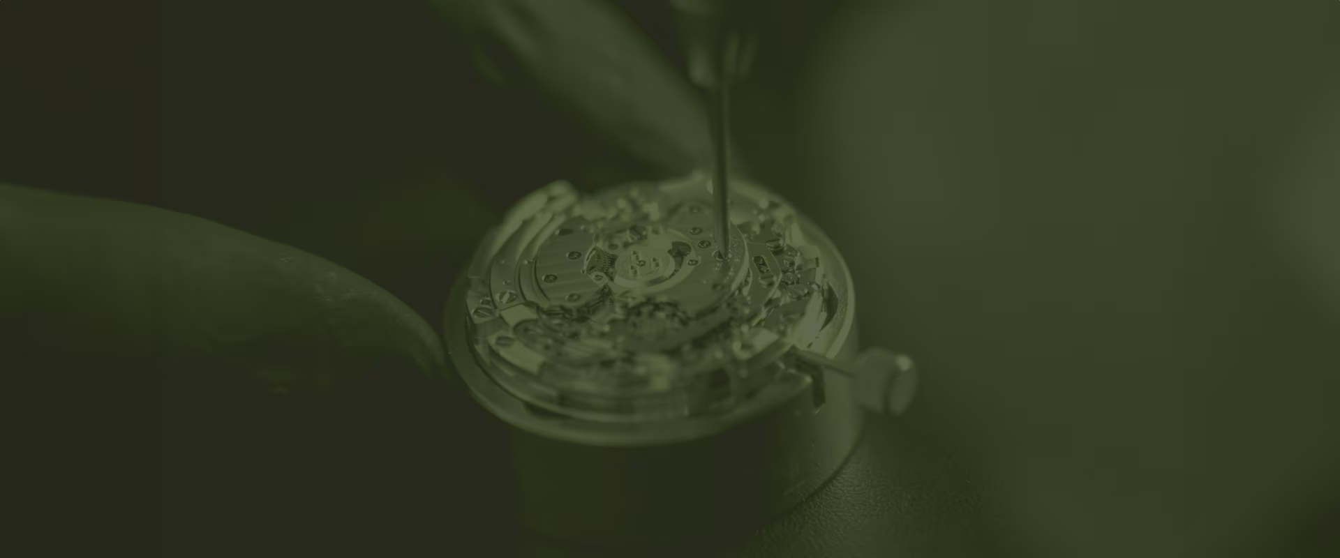 Page - Manufactured by Breitling - Grid 2