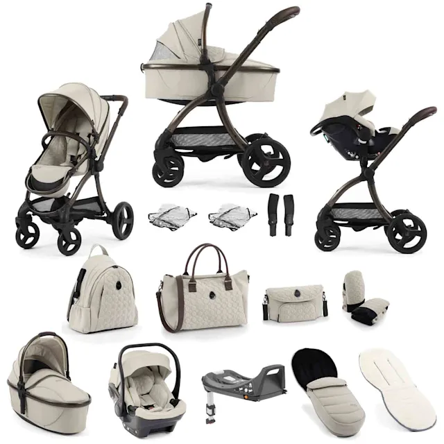 egg3 3-in-1 Luxury Travel System with i-Size Car Seat & ISOFIX Base 16-Piece Bundle - Cashmere