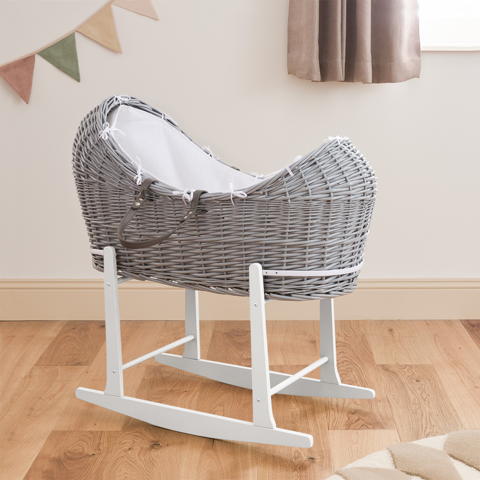 Noah Pod Clair De Lune Moses Basket Grey Rocking Noah Pod Clair De