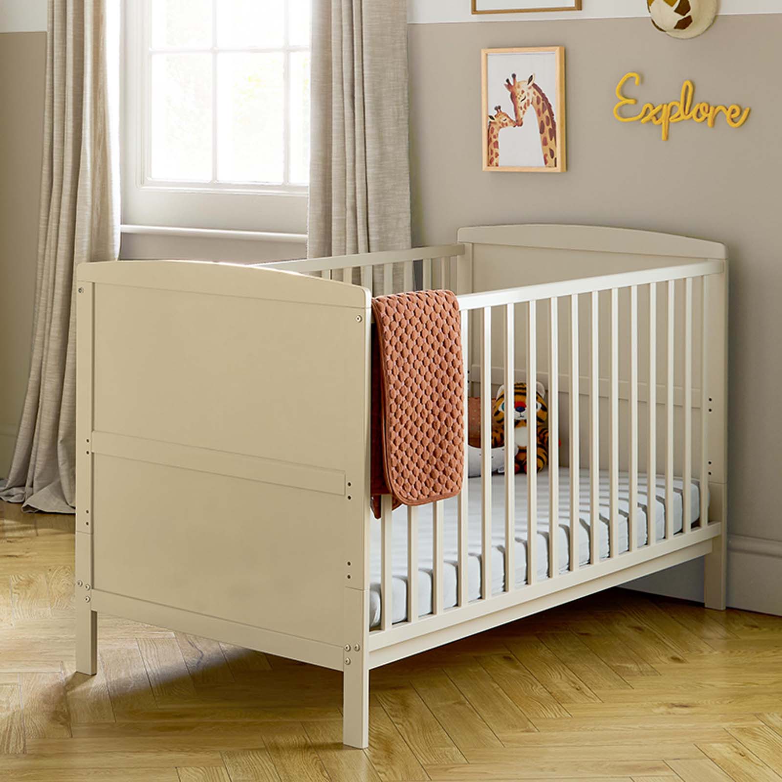 Puggle Henbury Luxe Cot Bed with Eco Fibre Maxi Air Cool Sprung Cot Bed Mattress - Cashmere