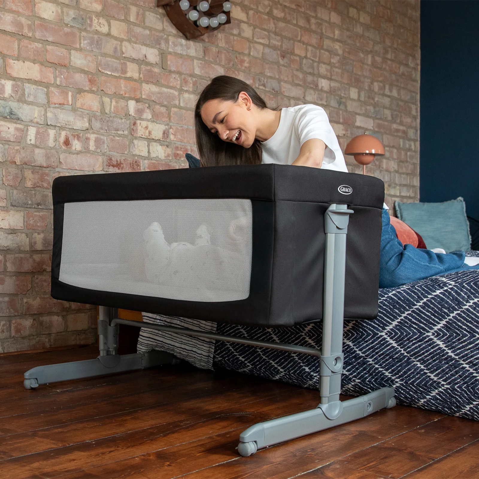 Graco Sible Bedside Bassinet Night Sky Black The Nursery Store