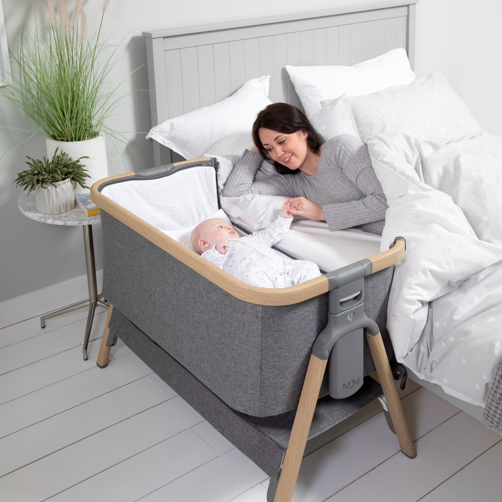 Tutti Bambini CoZee Crib & Mattress – Oak/Charcoal | The Nursery Store