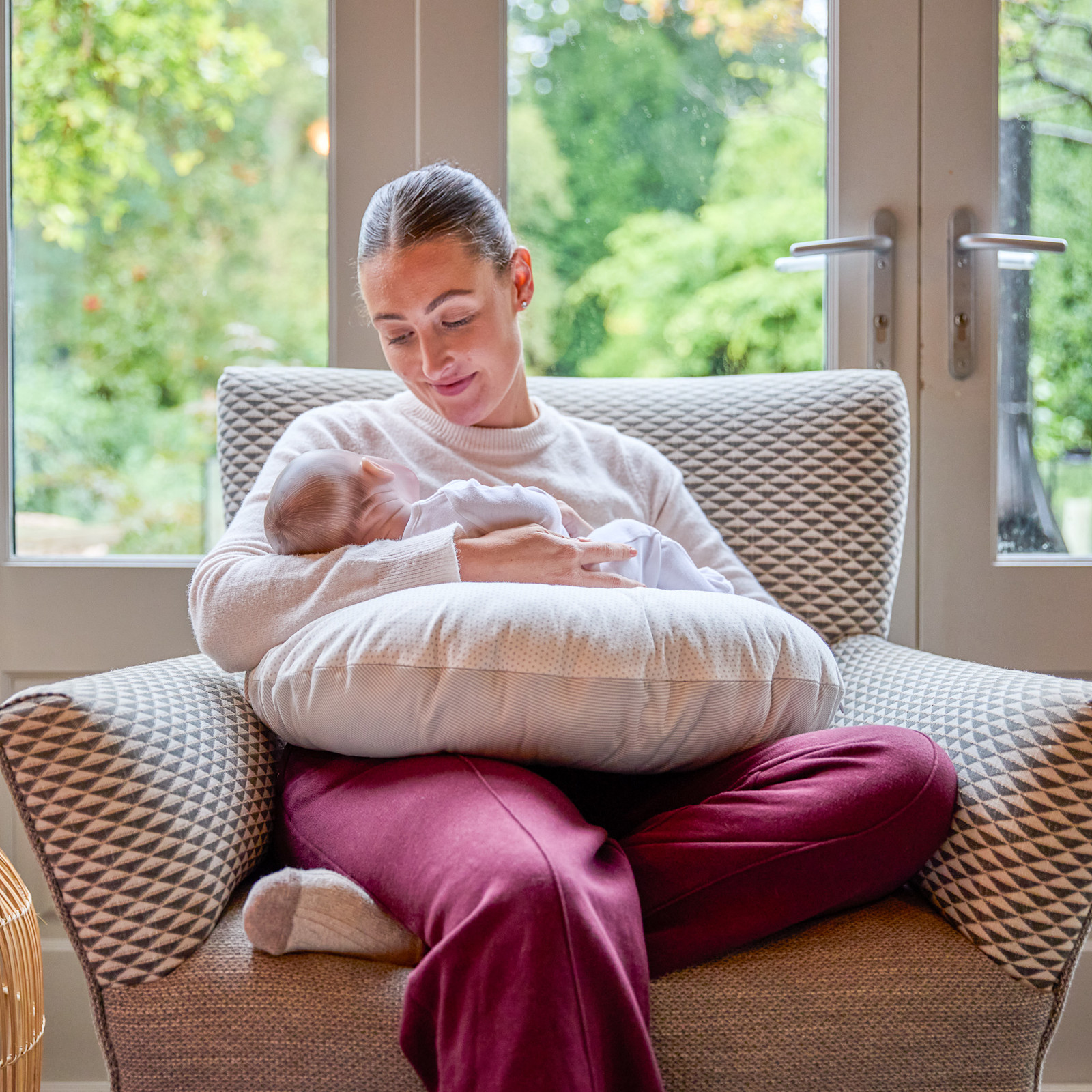 Puggle Feedy 4 In 1 Nursing & Feeding Support Pillow - Cashmere