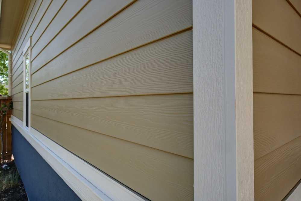 LOWRY HOME IN DENVER side panel