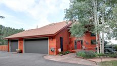 EVERGREEN MOUNTAIN HOME garage