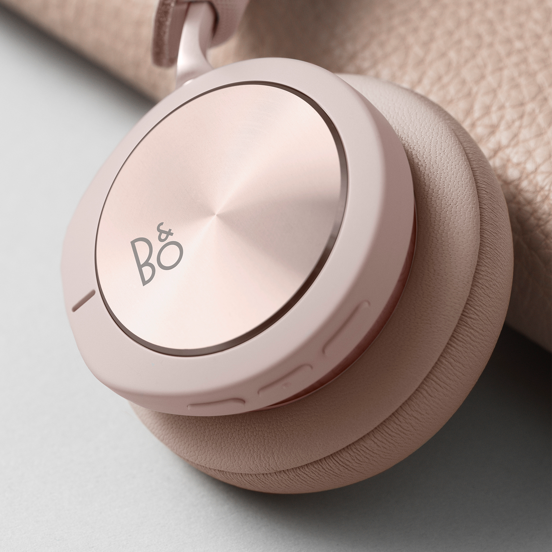 Kvadrat Bag for Headphones | B&O