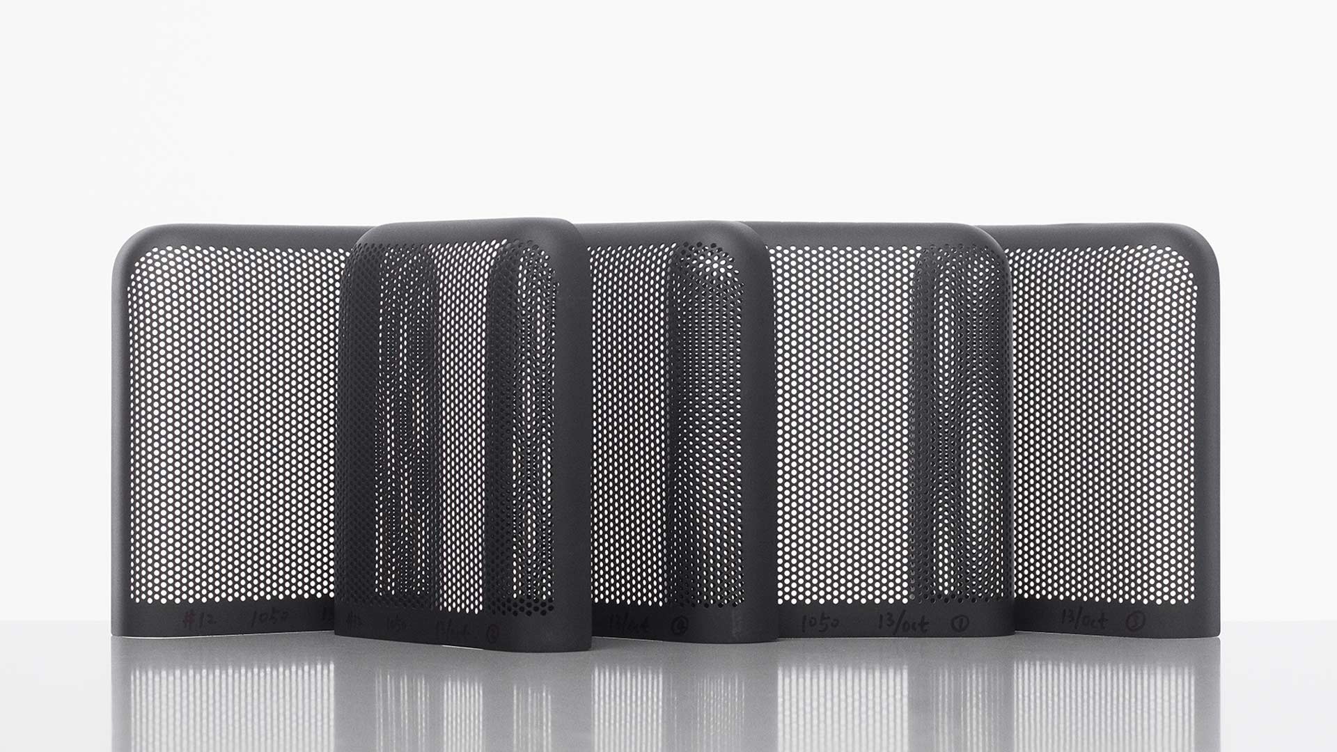 bang and olufsen beoplay p6