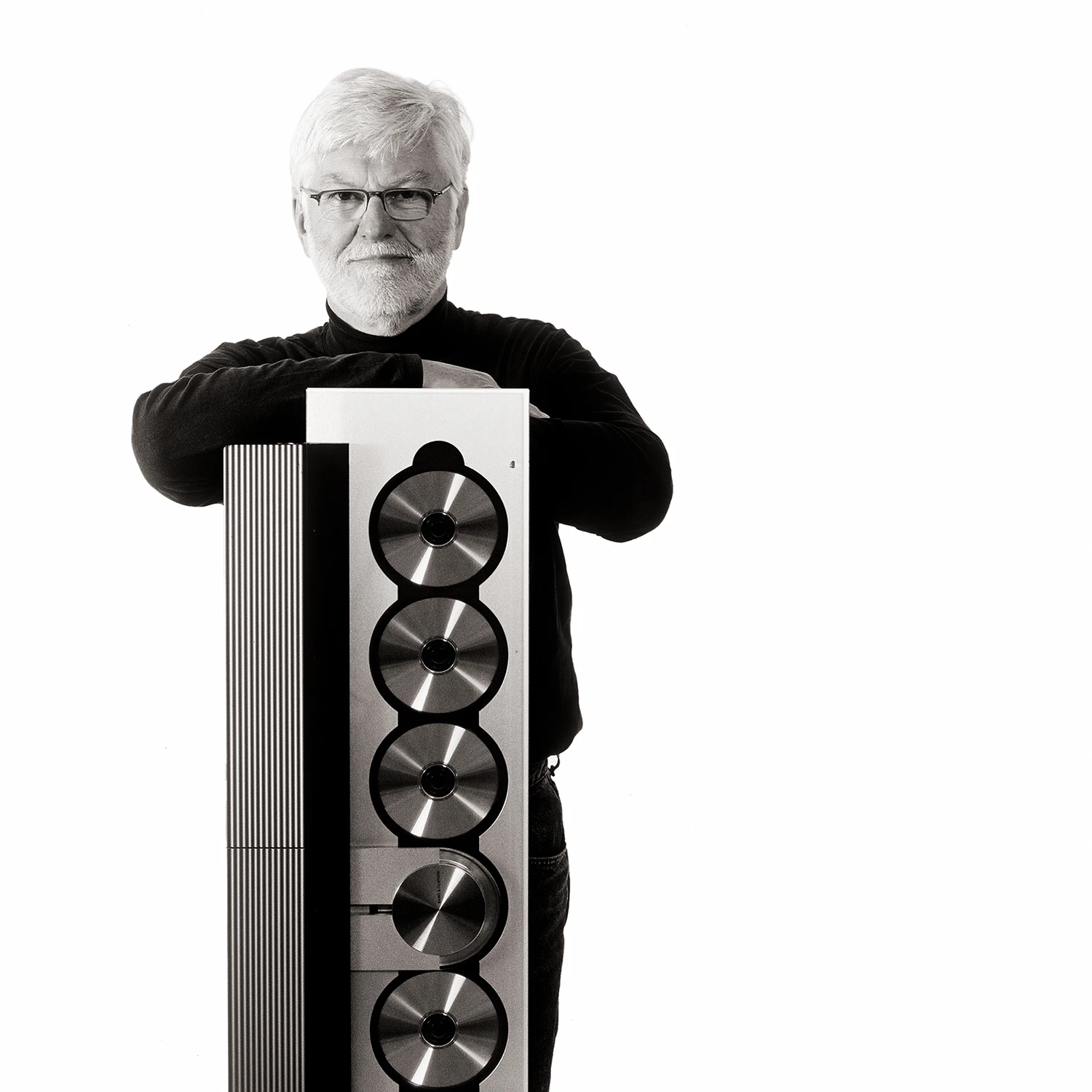  David Lewis with Beosound 9000 