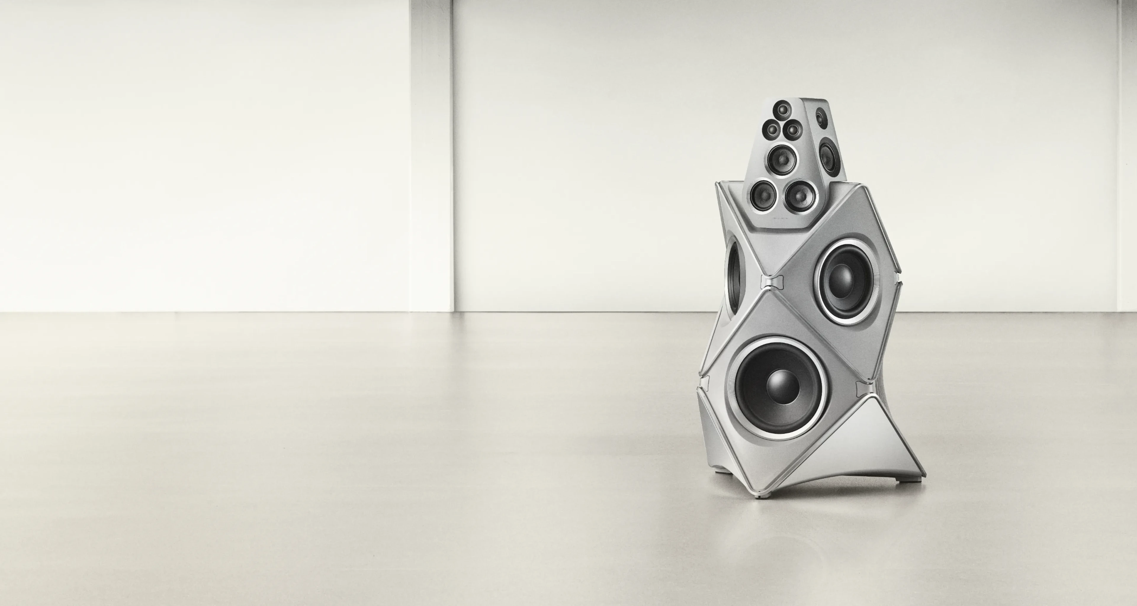 Beolab 90 Titan Edition Beautyshot