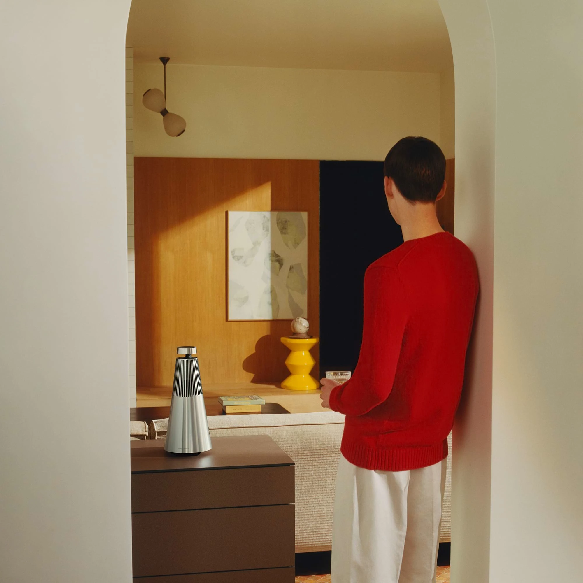 Beoosunbd 2 displayed in a kitchen