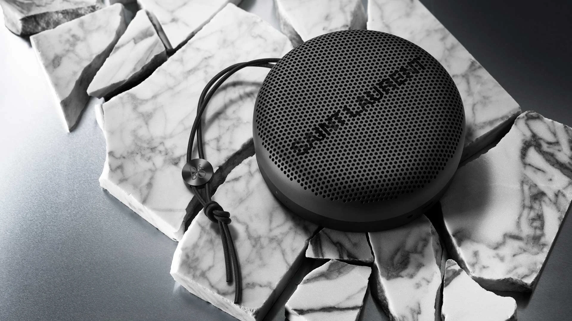 Balenciaga x Bang & Olufsen tragbare Lautsprecher