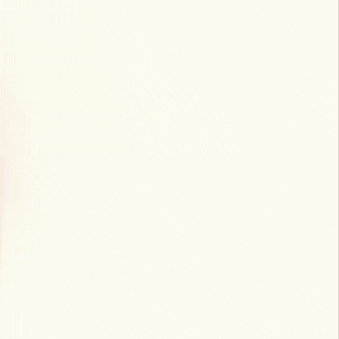 Animation of peaches and the Atelier Limited Edition Beoplay EX earbuds in the colour Peach Pink