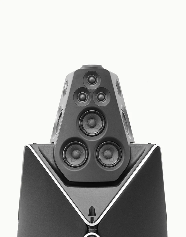 Beolab 90 under the hood top