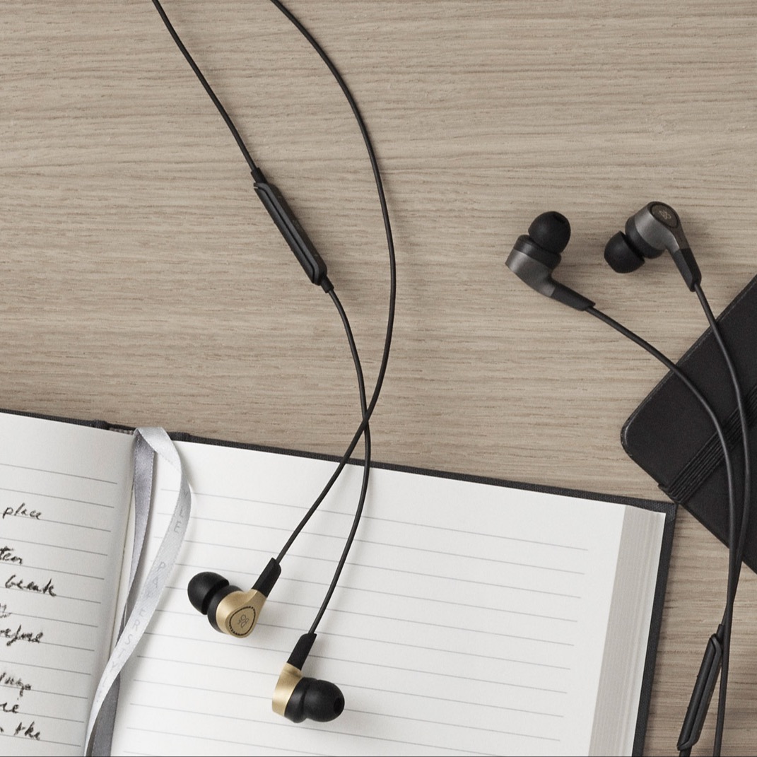 Beoplay H3 - Ultra-Light Premium in-ear Headphones | B&O