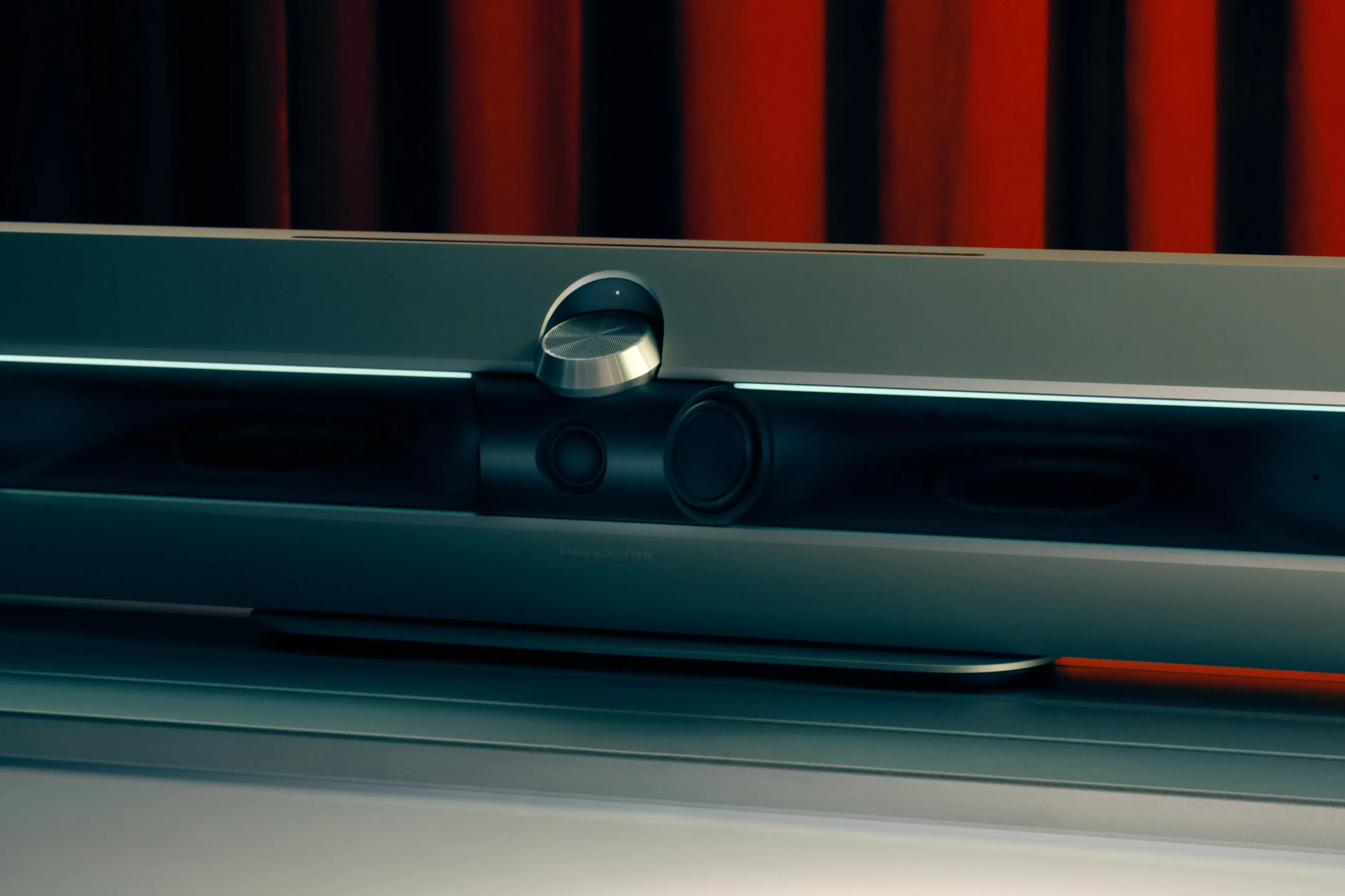 Lys stråler ud af Beosound Premiere og skaber en omgivende atmosfære