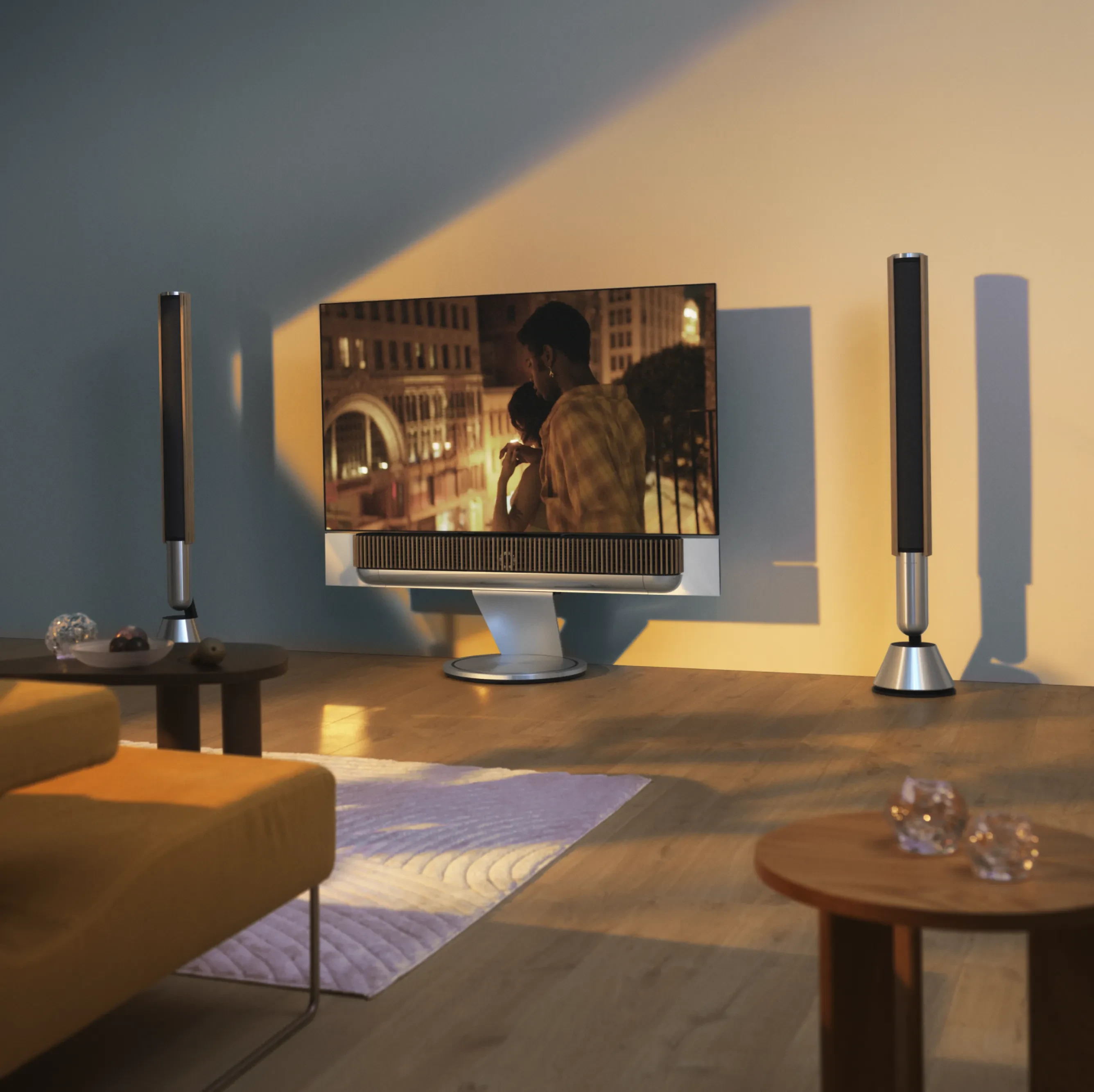 Image of Beovision theatre with a pair of Beolab 28's