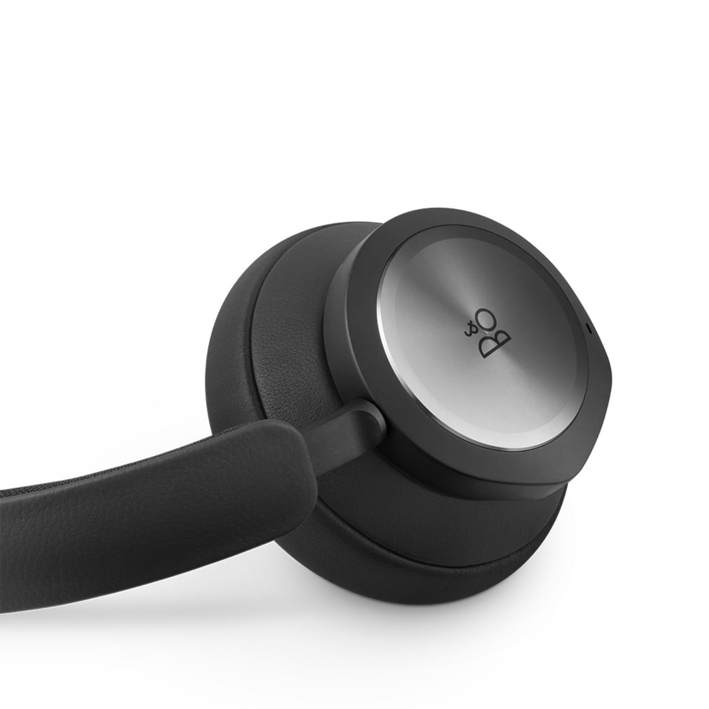 Crafted for immersion: Portal gaming headset Crafted for immersion: Portal gaming headset