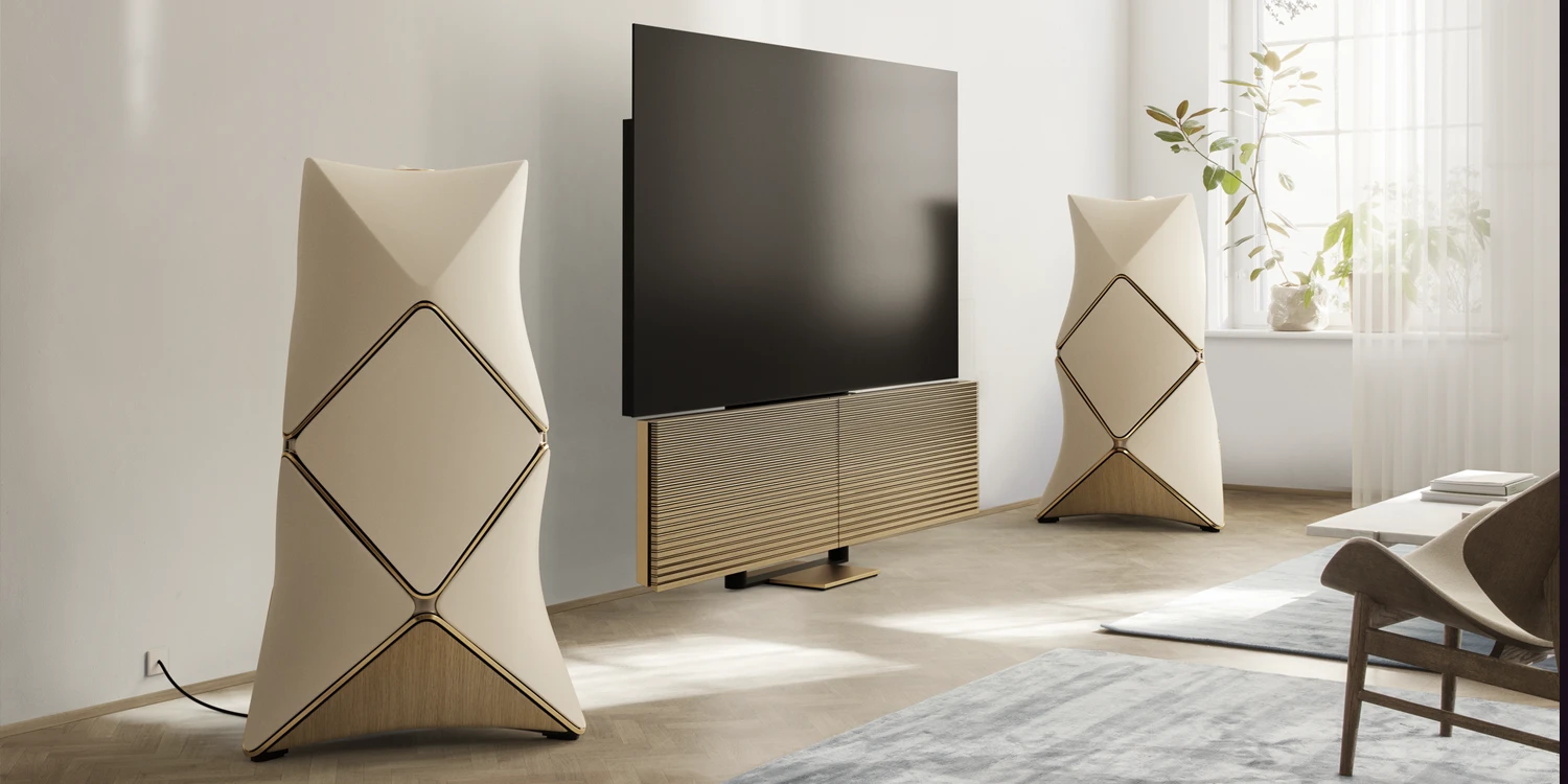 Detail of the logo of Beolab 90