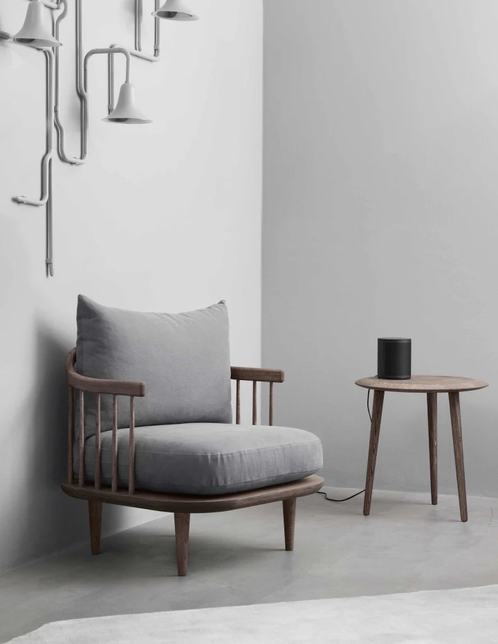 Beoplay M3 speakers on wooden table living room