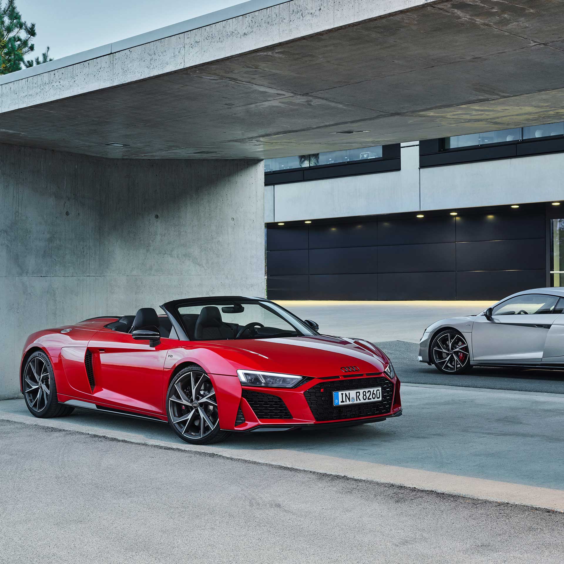 Car audio sound system for Audi R8 