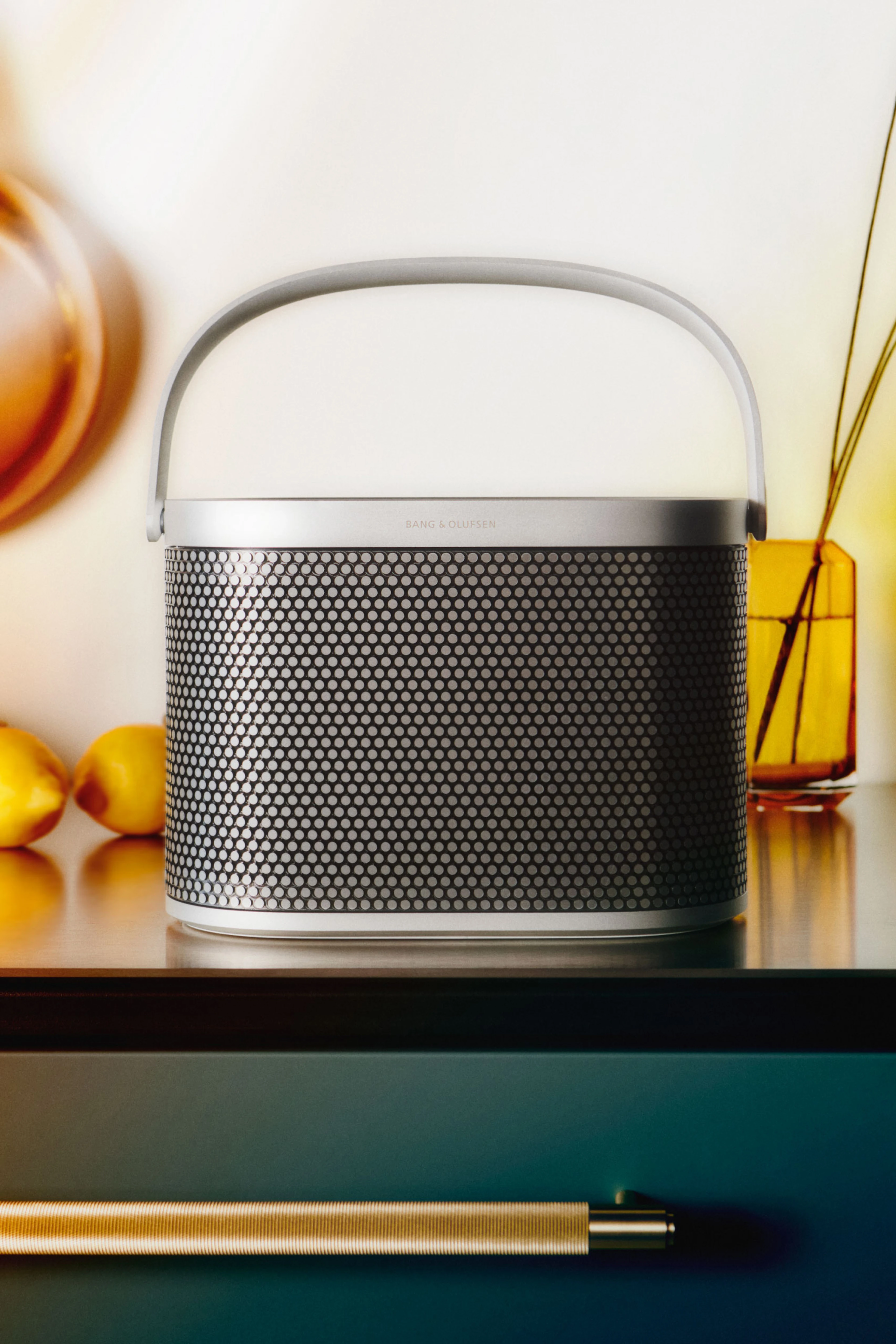 Close up image of Beosound A5 in Aluminium