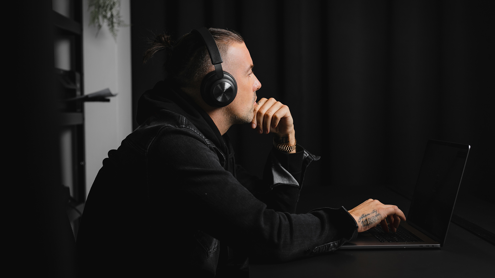 RAF Camora Headphones with Anthra Studio logo | B&O