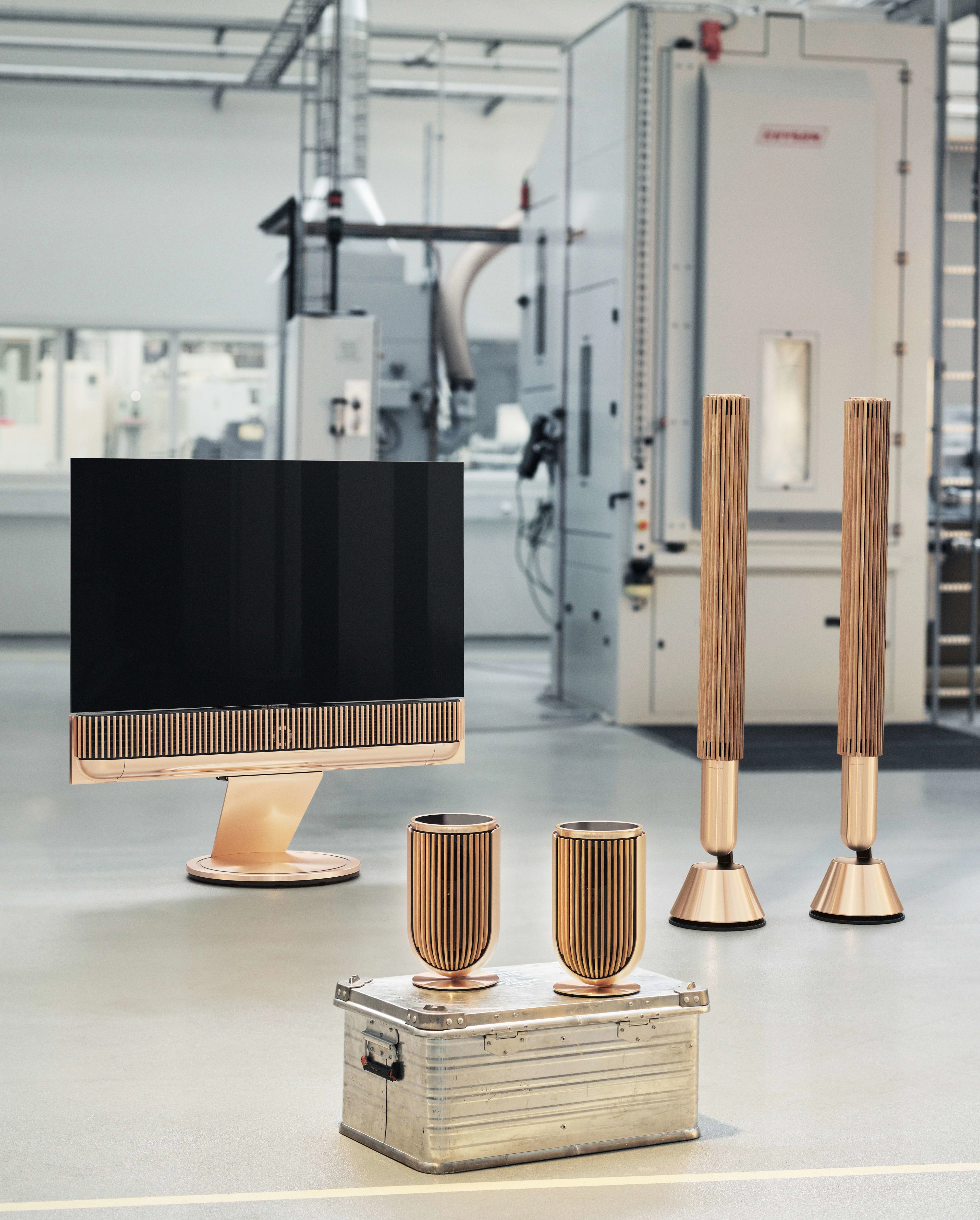 Beolab 8, Beovision Theatre and Beolab 28 in Gold