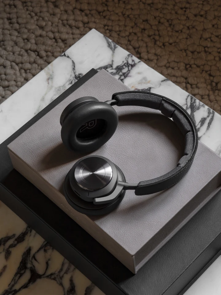 Beoplay H9 Anthracite on a shelf by Norm Architect