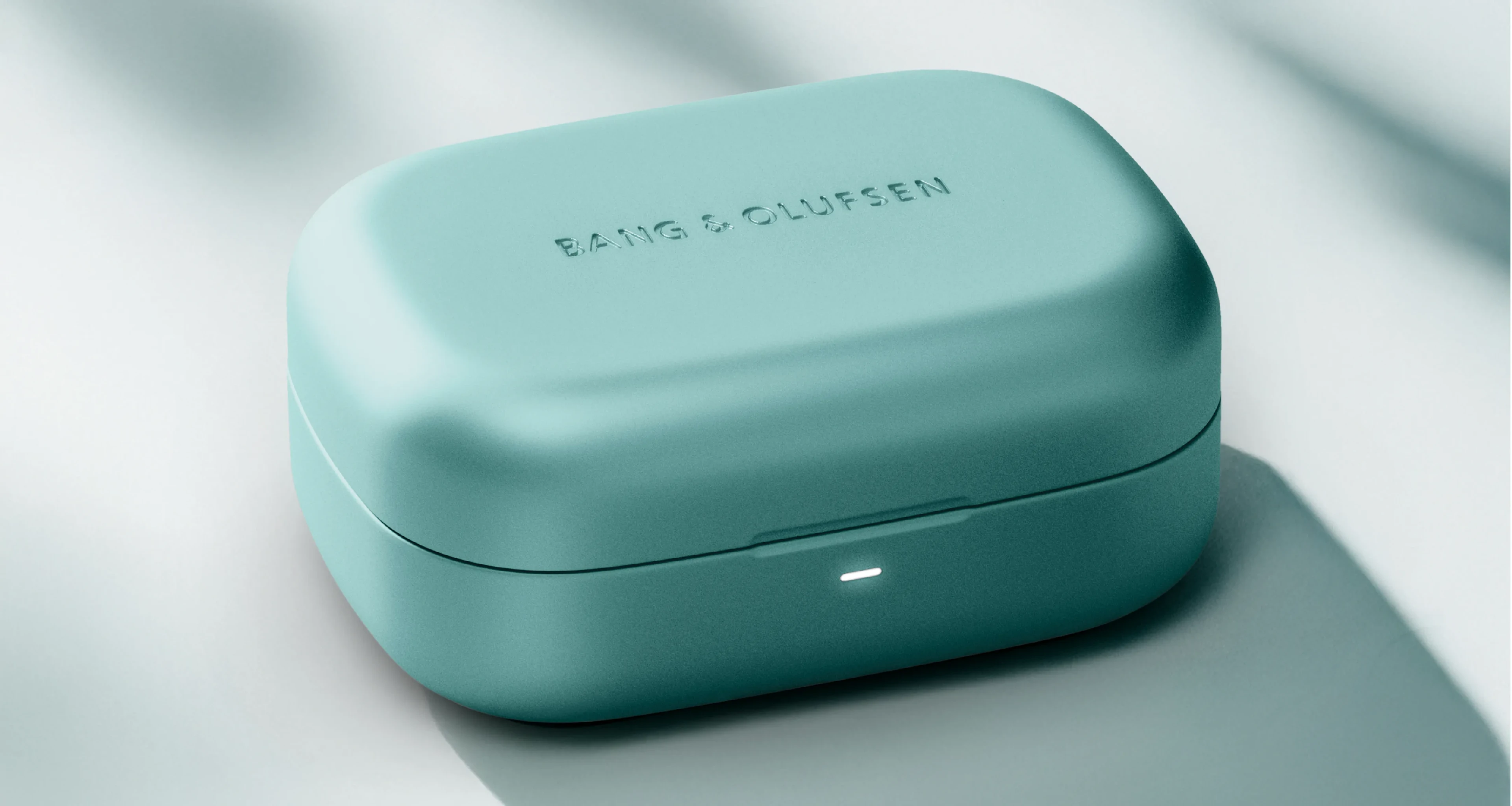 Beoplay Eleven Eucalyptus Green case