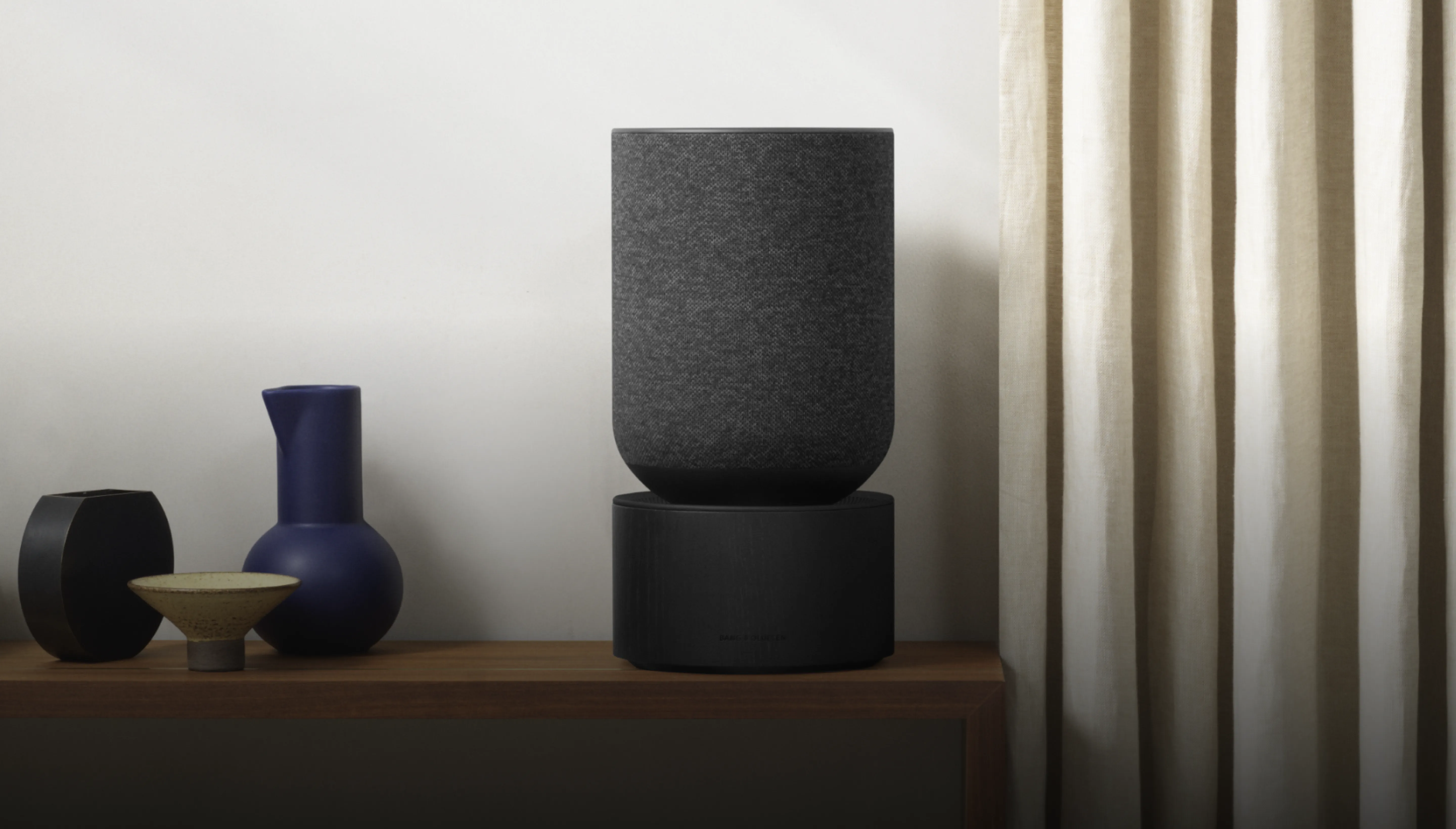Beosound Balance - Omnidirectional speaker | B&O