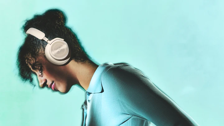 Girl dances with hx sand on