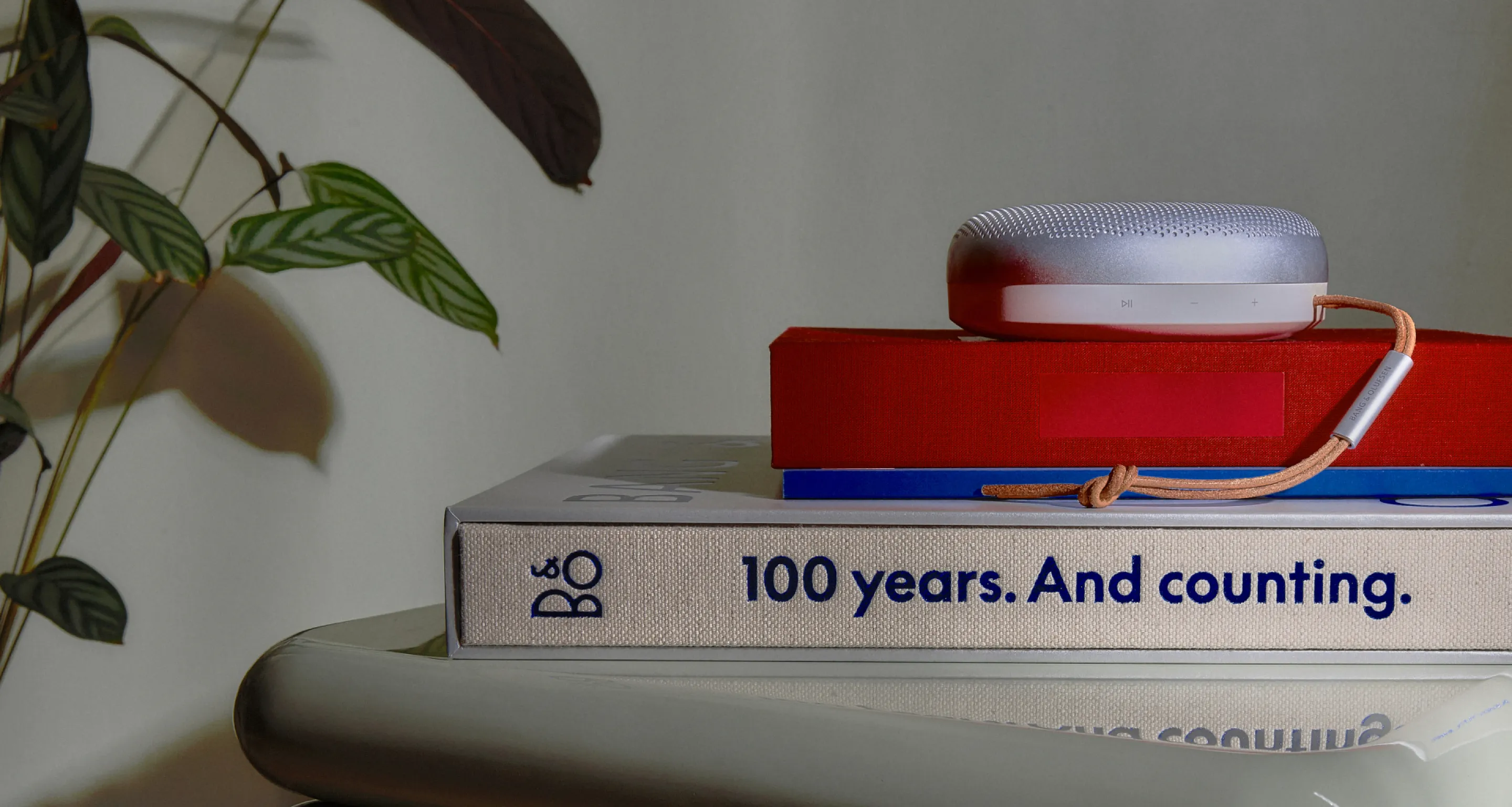 Bang & Olufsen100周年記念ブック｜Bang & Olufsen公式ストア