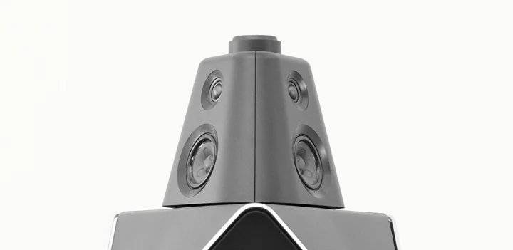 Beolab 90 under the hood top