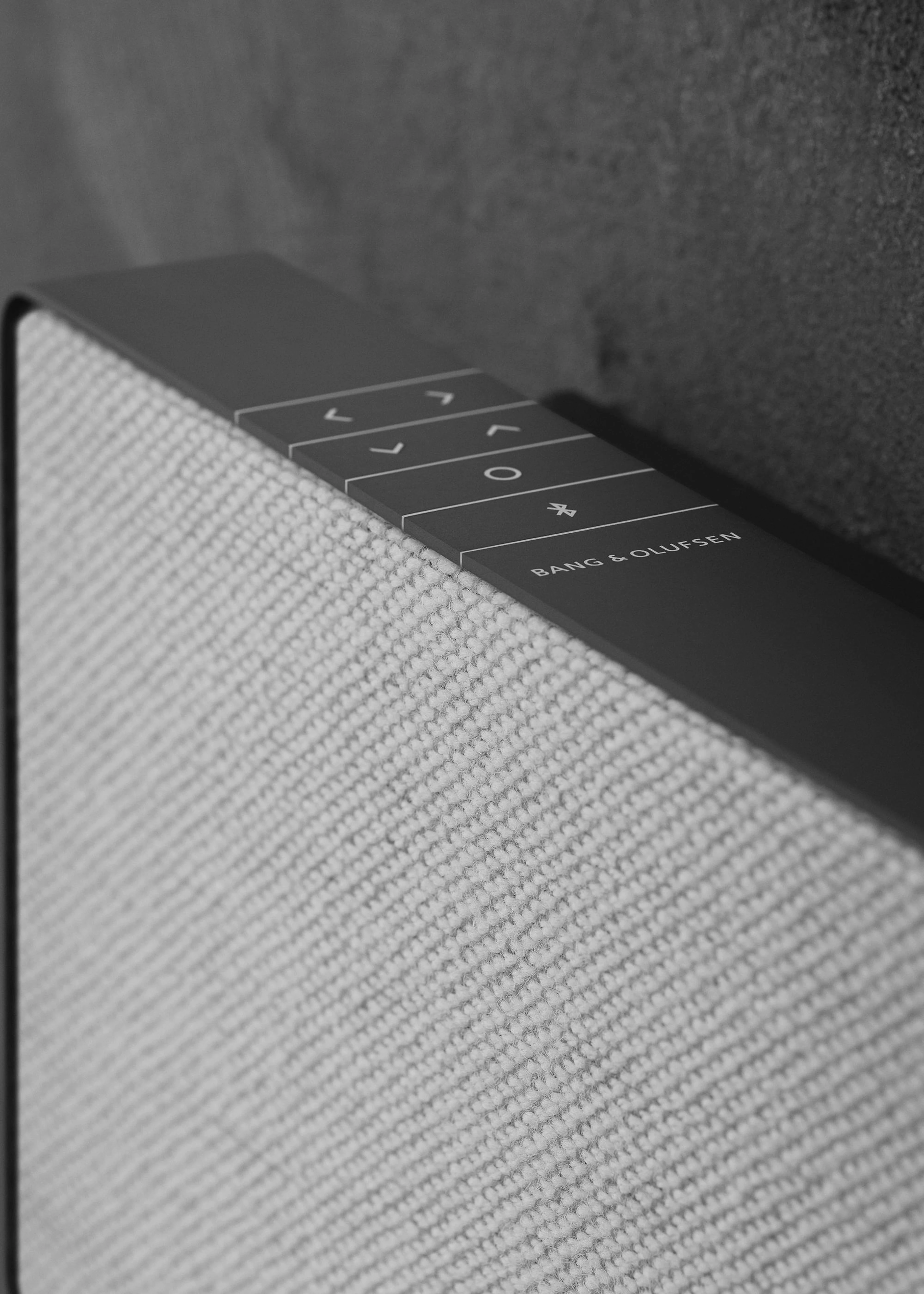 Close up of the Beosound Stage