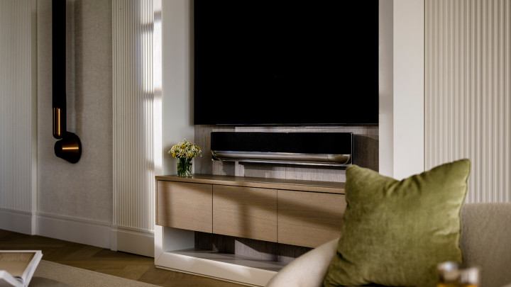 Beosound Theatre and Beolab 28 in TV room