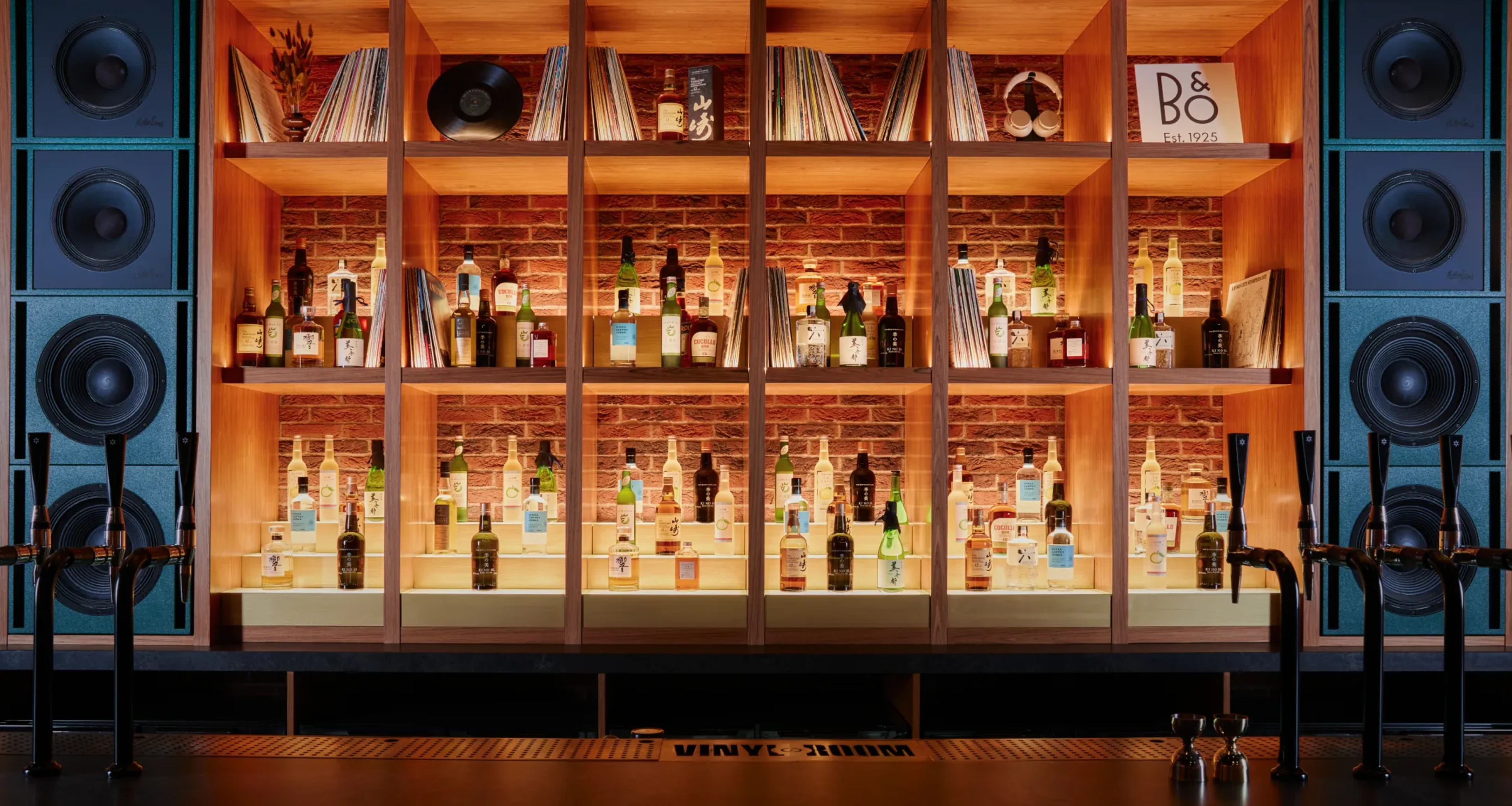 Image of Big shelf in Vinyl room