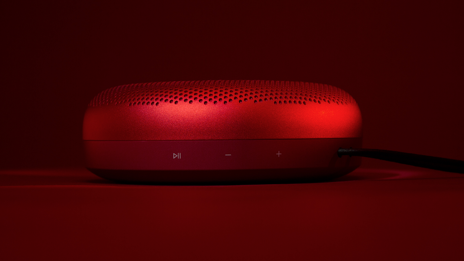 BANG&OLUFSEN CLOT スピーカー Beosound A1 CLOT Edition－Bluetooth スピーカー | B&O