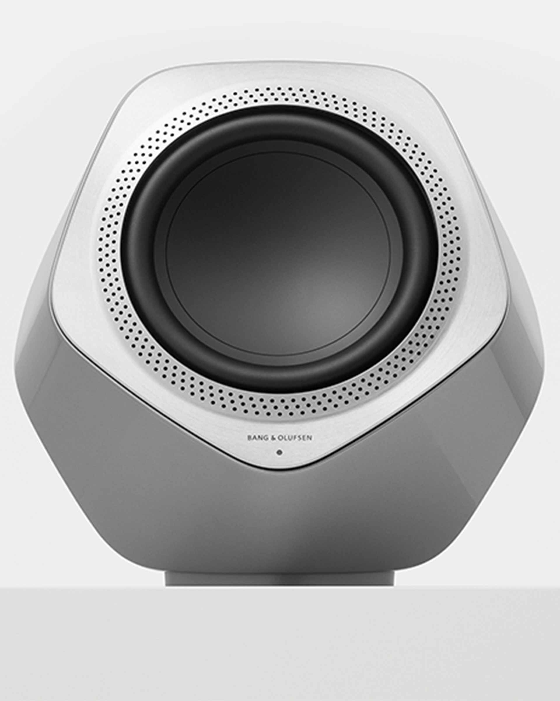 Beolab 19 - Home Theatre Speakers | B&O