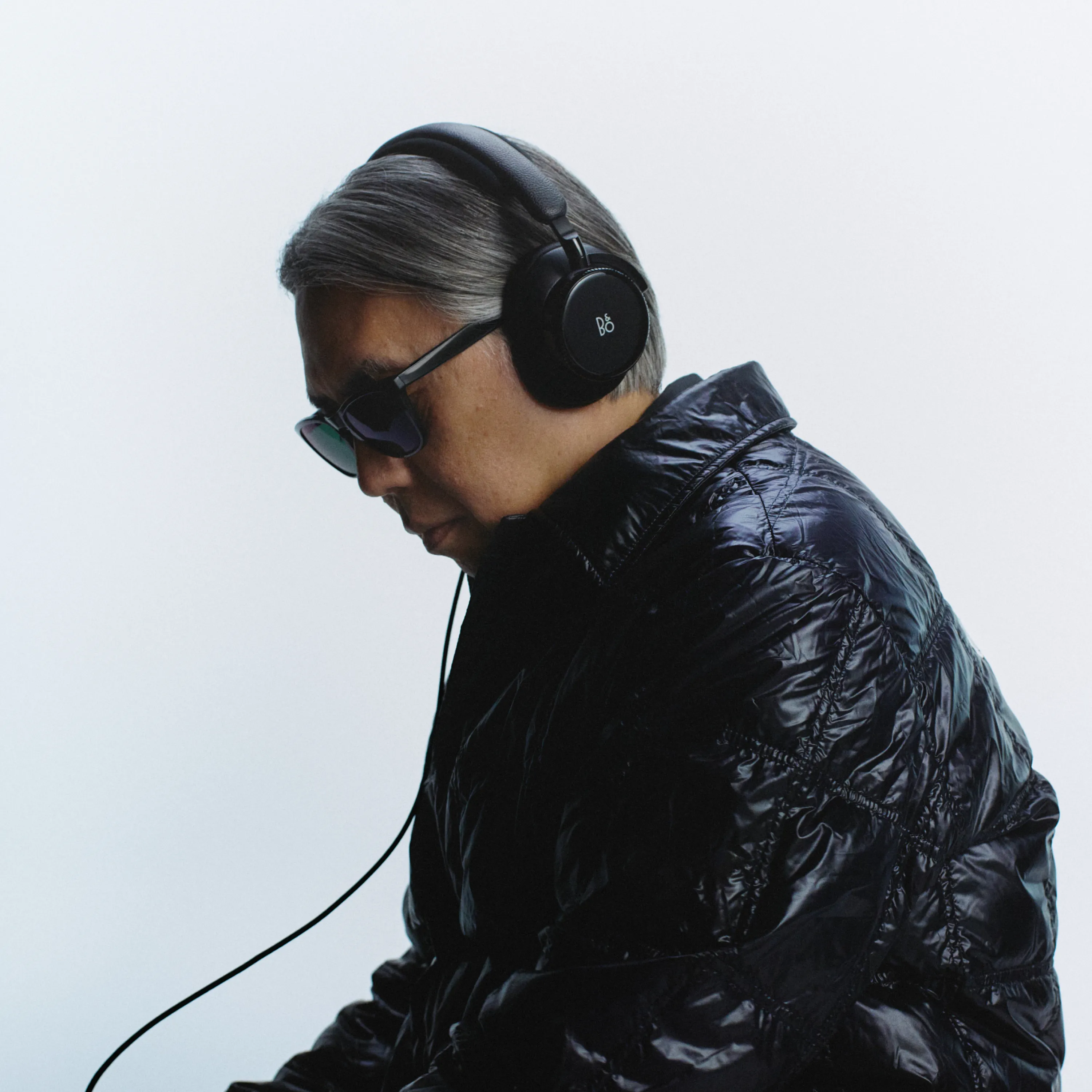 ワイヤレスヘッドホン＆イヤホン一覧｜Bang & Olufsen 公式ストア