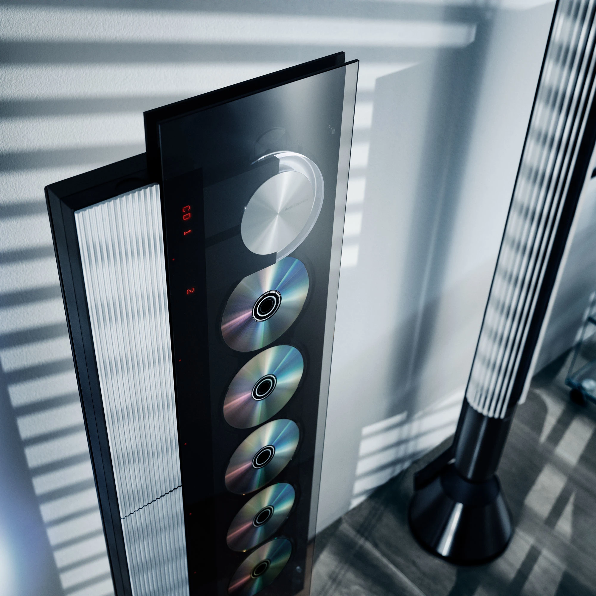 Detail image of the recreated classic edition the Beosystem 9000c CD player in the limited colour Cosmic Black