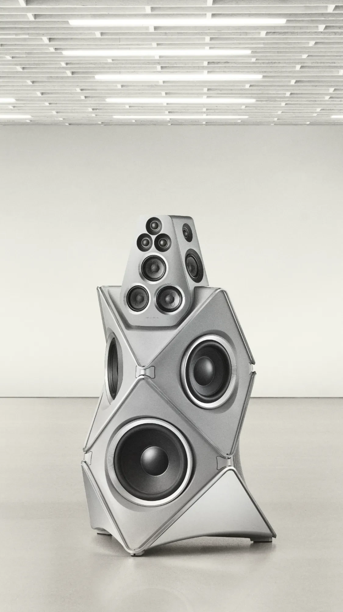 Beautyshot of Beolab 90, limited ateleir edition to celebrate 100 year anniversary of Bang and Olufsen.