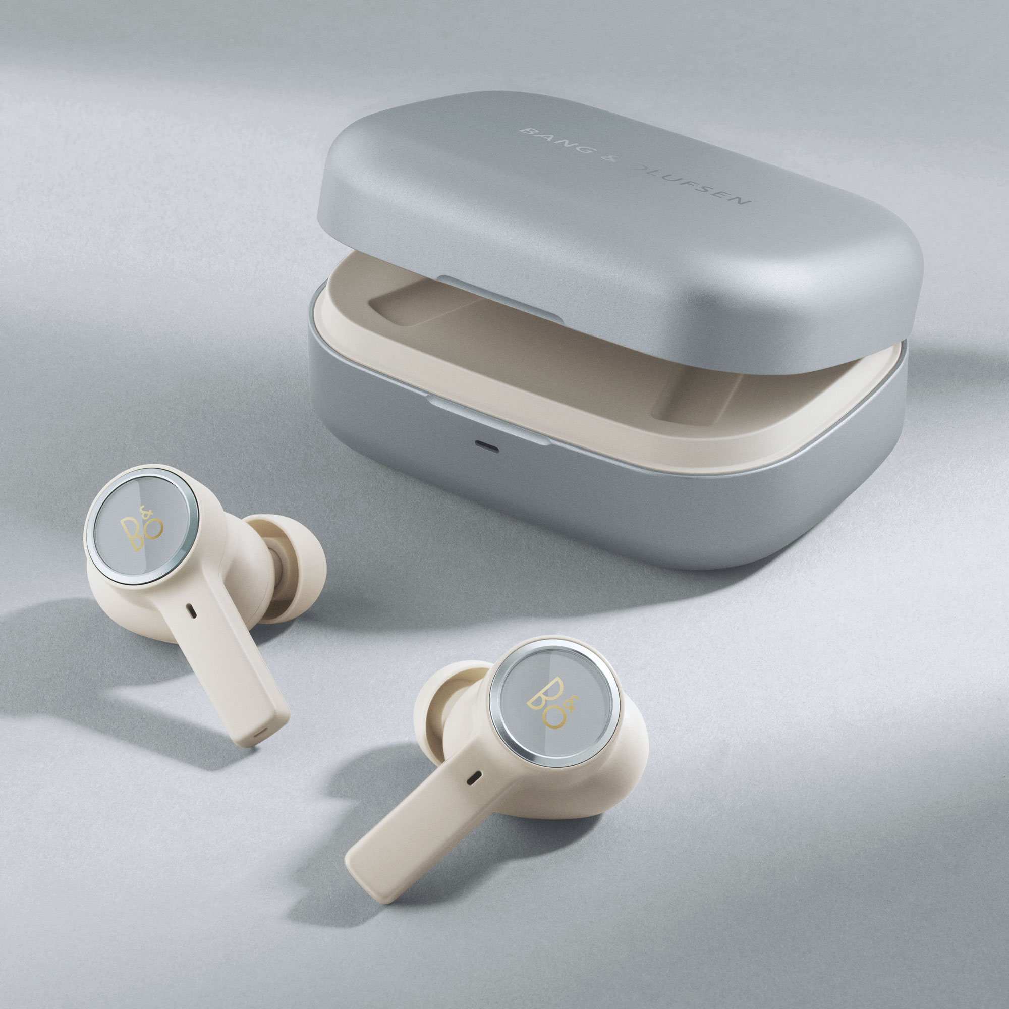Beoplay EX Hazey Blue - Atelier Limited Edition | B&O