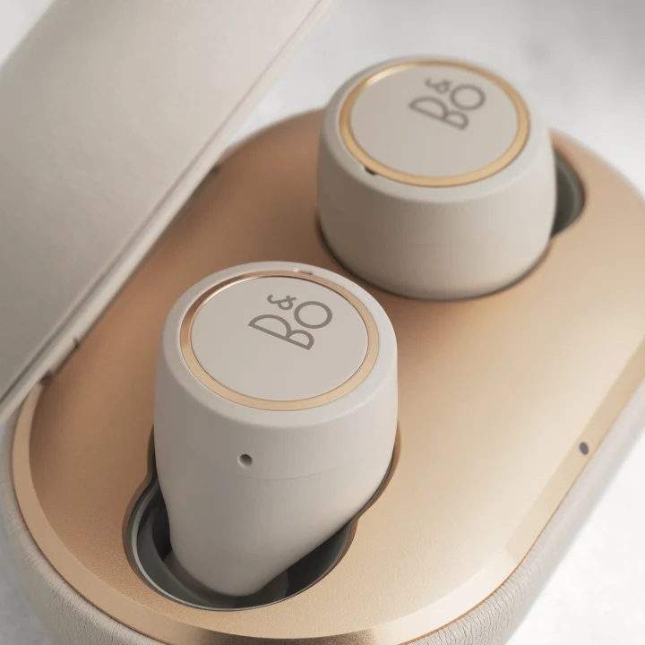 Beoplay E8 3rd gen gold case