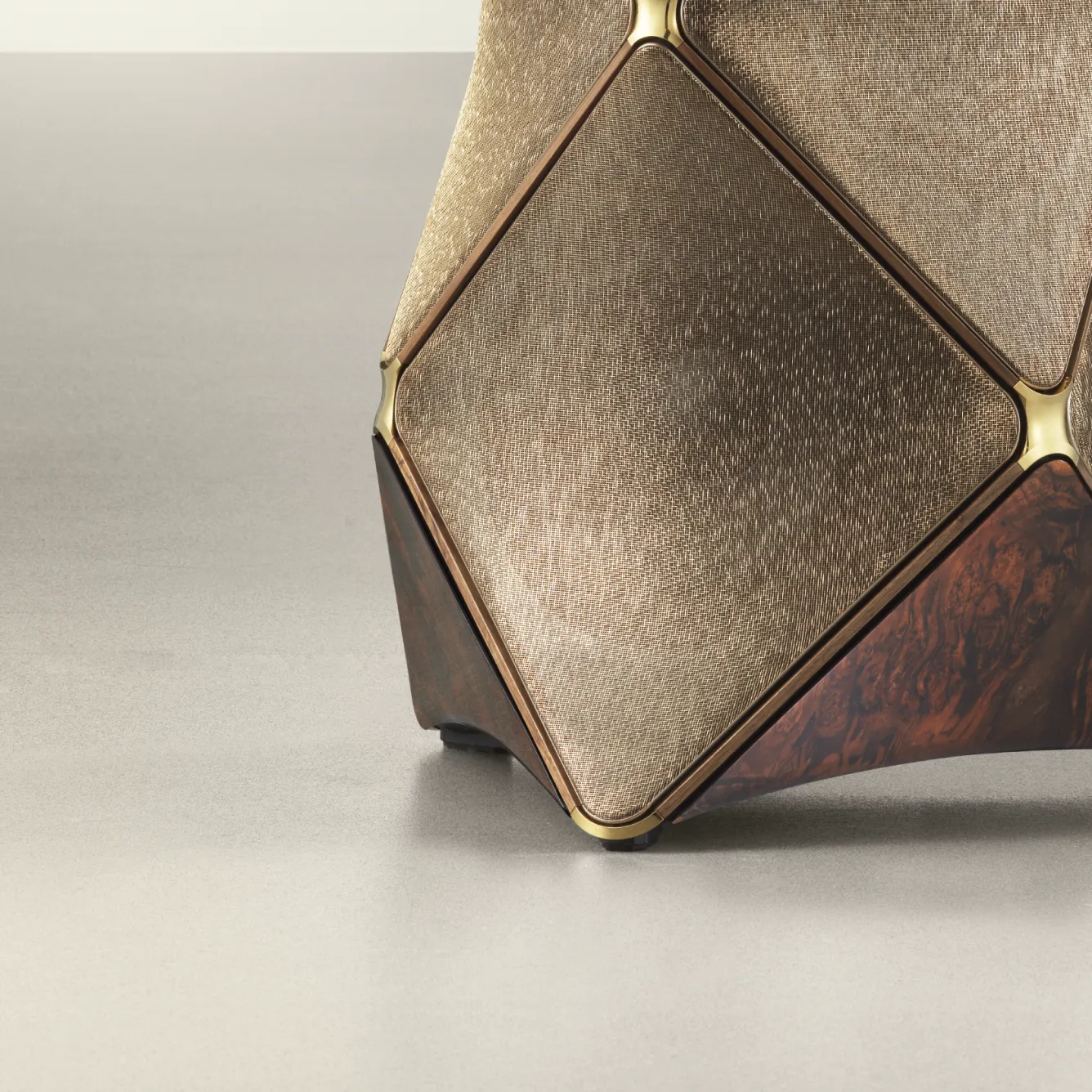 ストーリーハブ | Bang & Olufsen