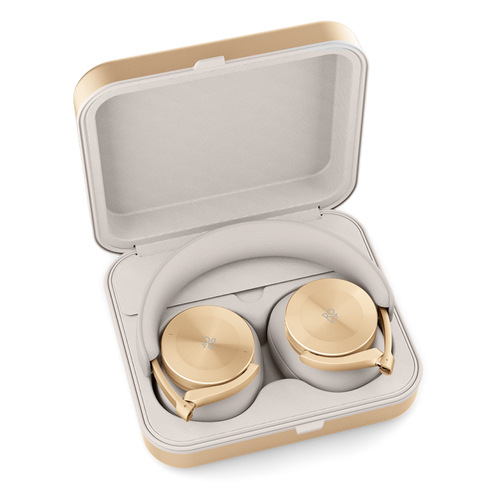 beoplay-h95-goldentone - case open