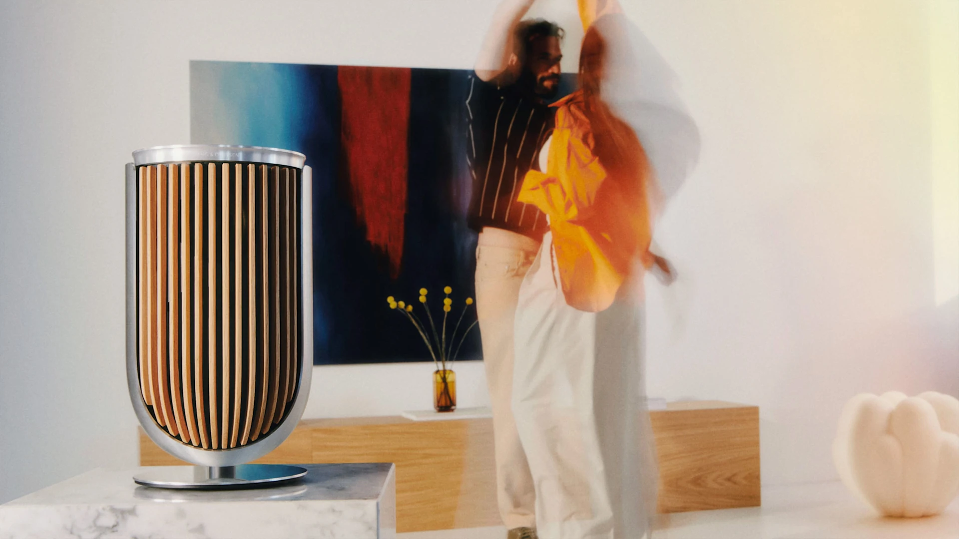 Beolab 8 - Powerful, compact speaker - Bang & Olufsen