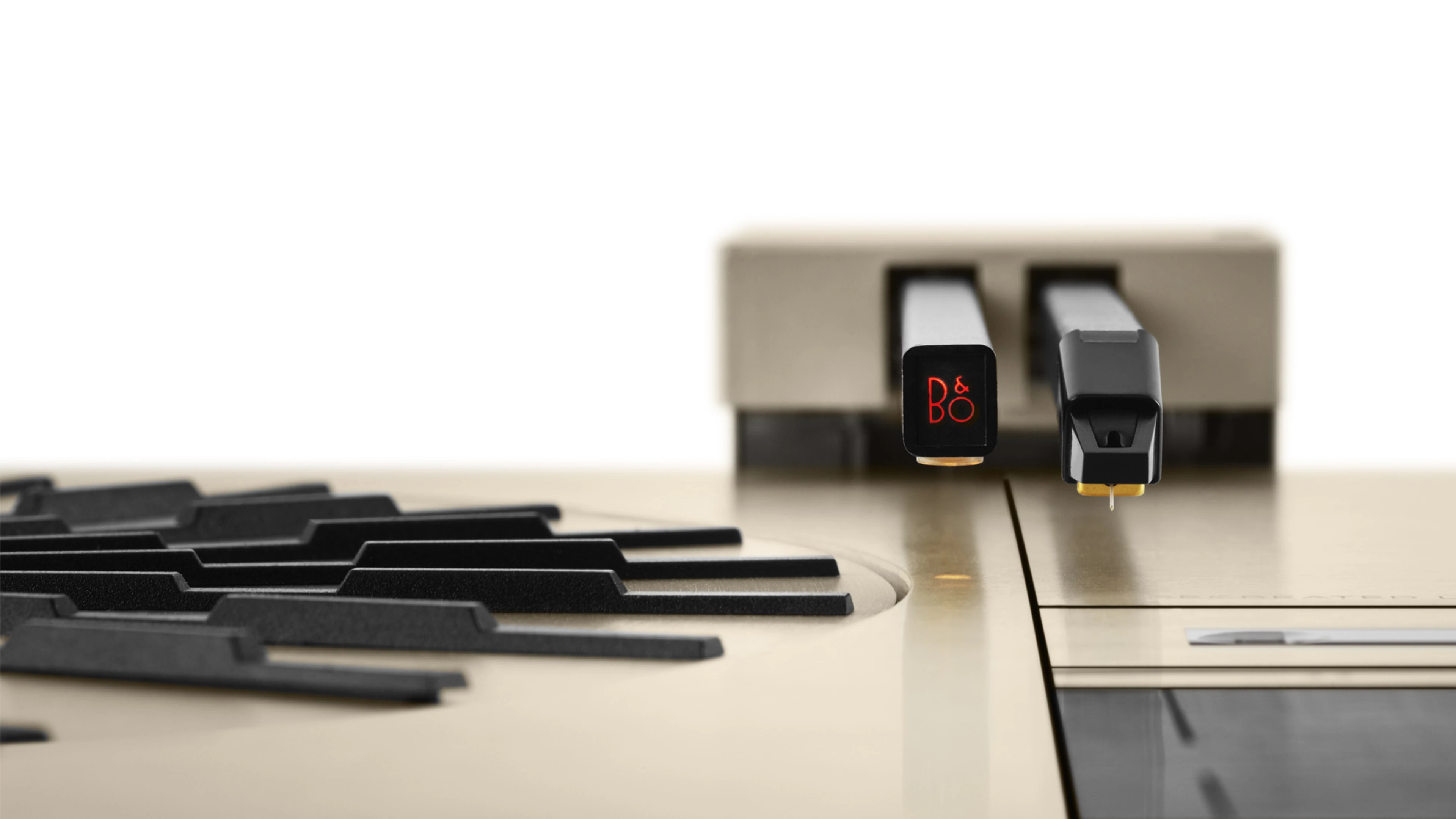 Close up detail image of Beogram 4000c tonearm