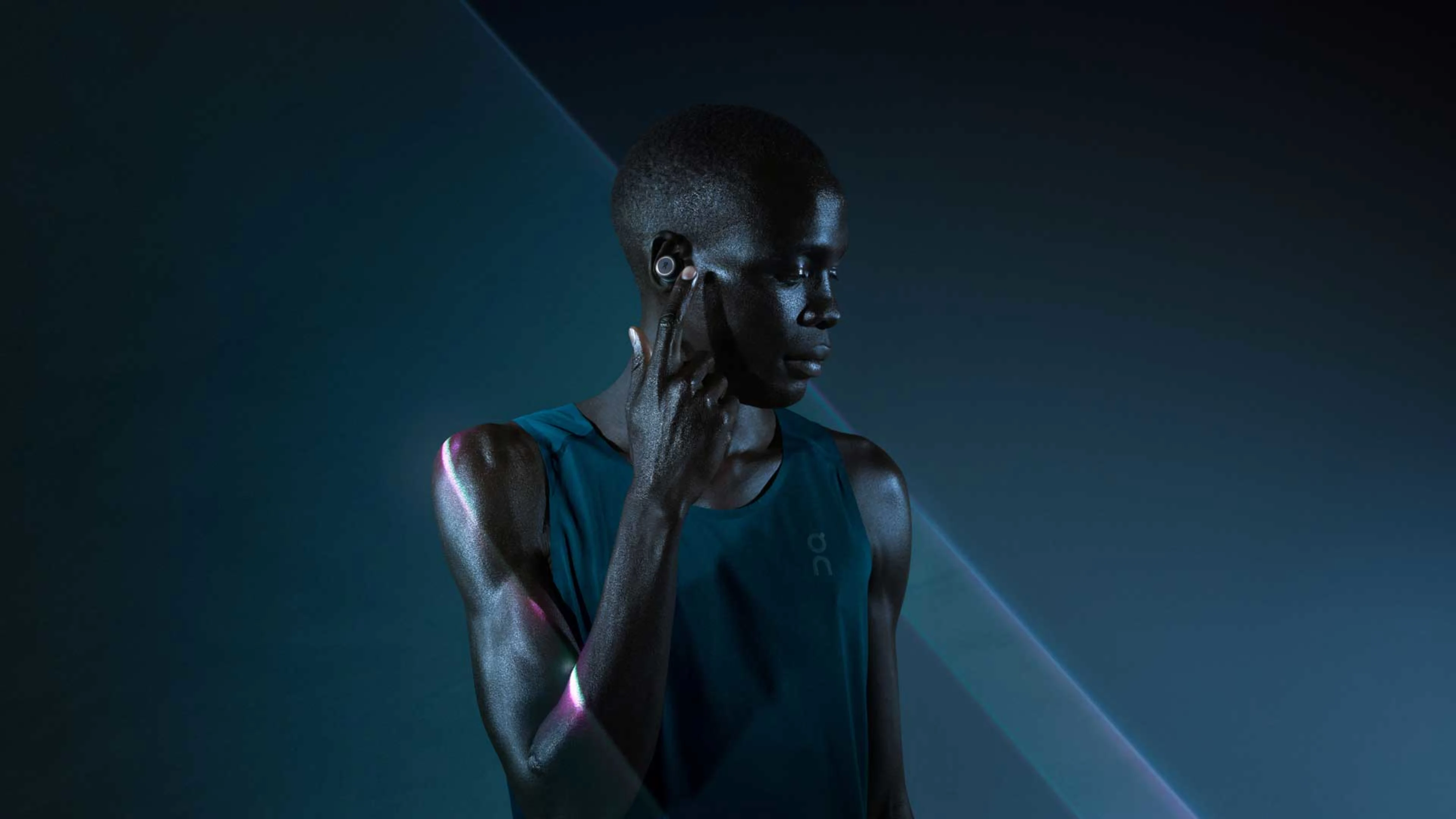 Beoplay E8 Sport on a model
