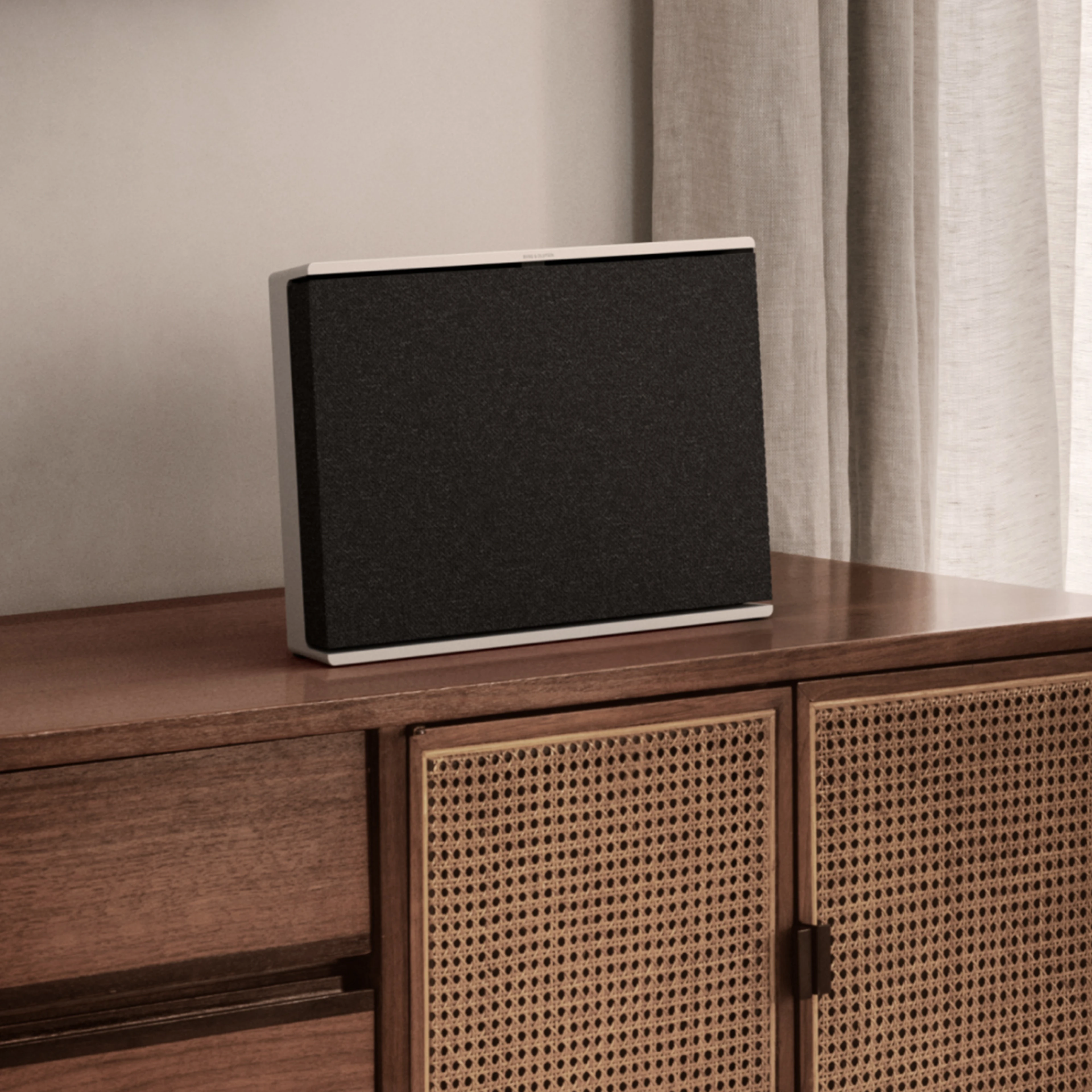 Beosound Level airplay speaker